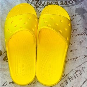 croc slides